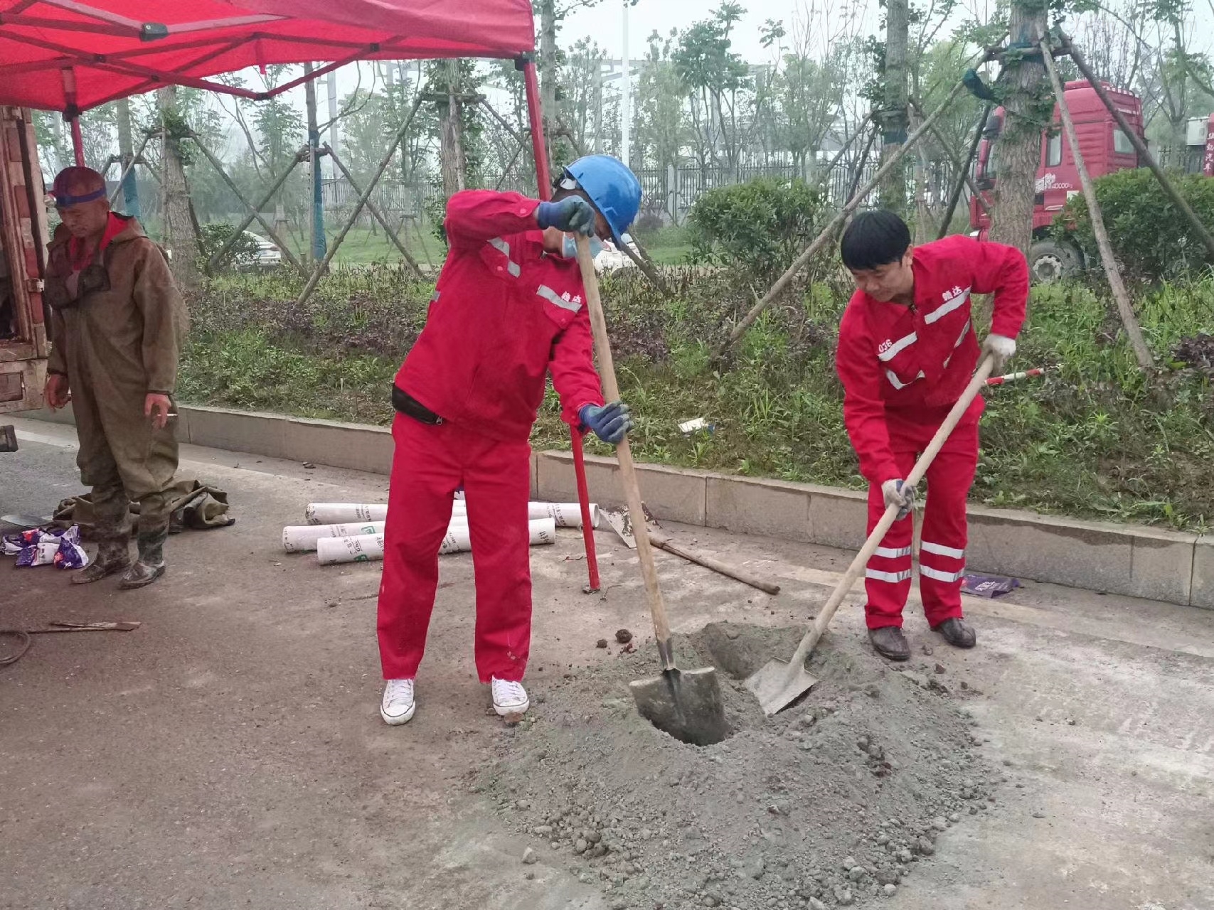 岳麓管道疏通哪家好】及时进行市政管道清淤